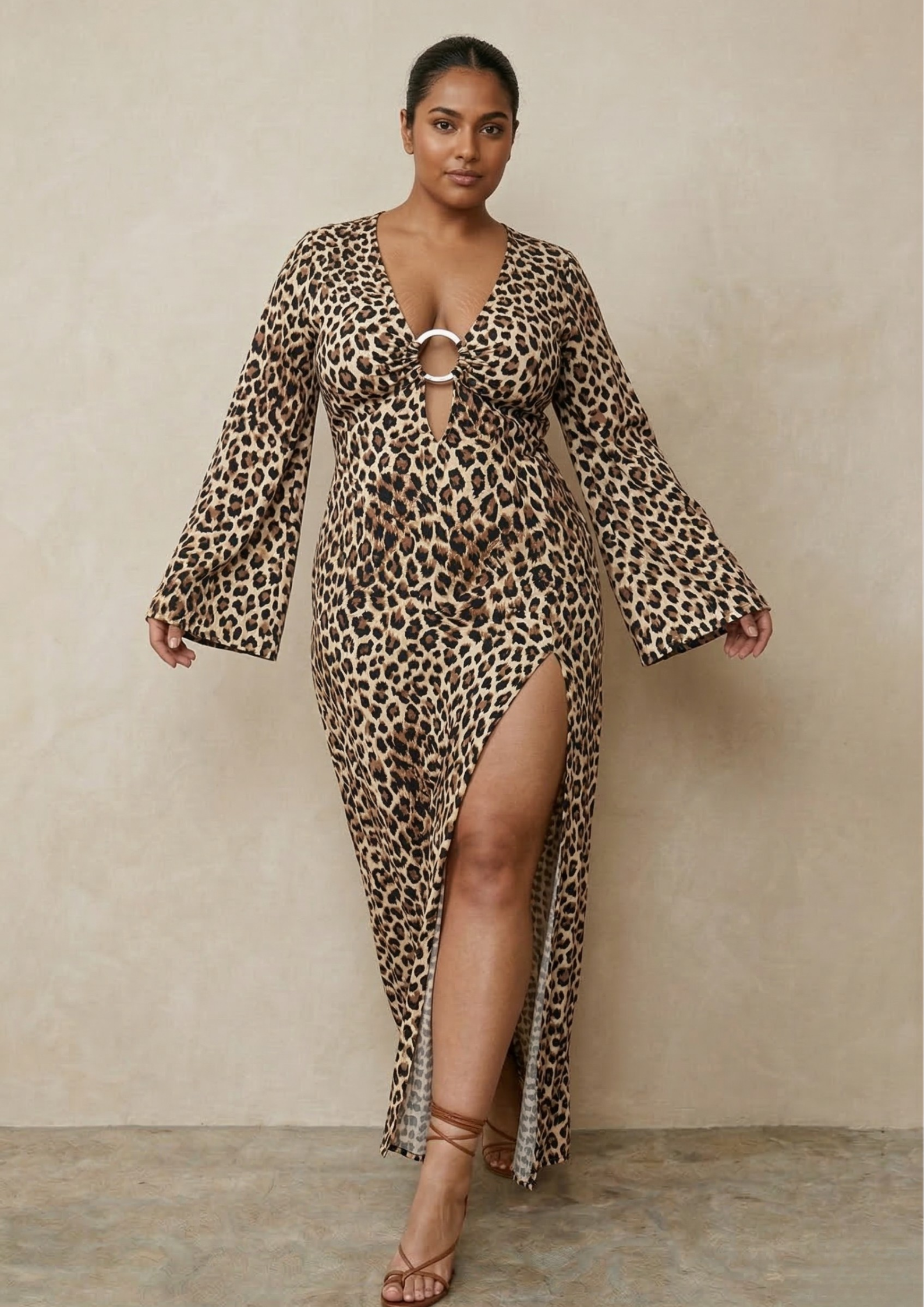 Huntress Maxi